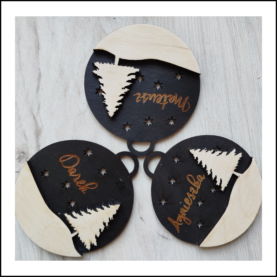 Personalizowane zawieszki świąteczne z drewna – magia zaklęta w detalu 🎄✨
